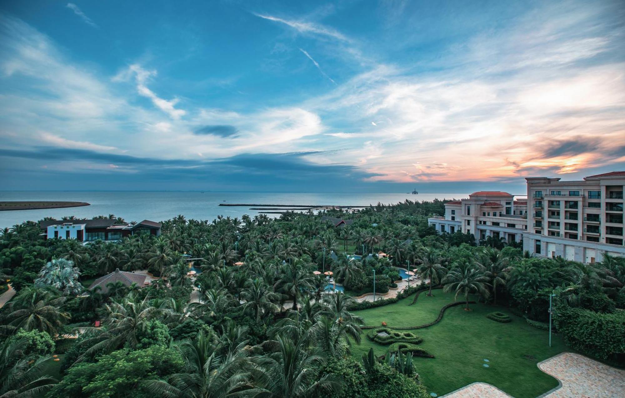 Grand Hotel Haikou - Managed By Accor Exterior photo